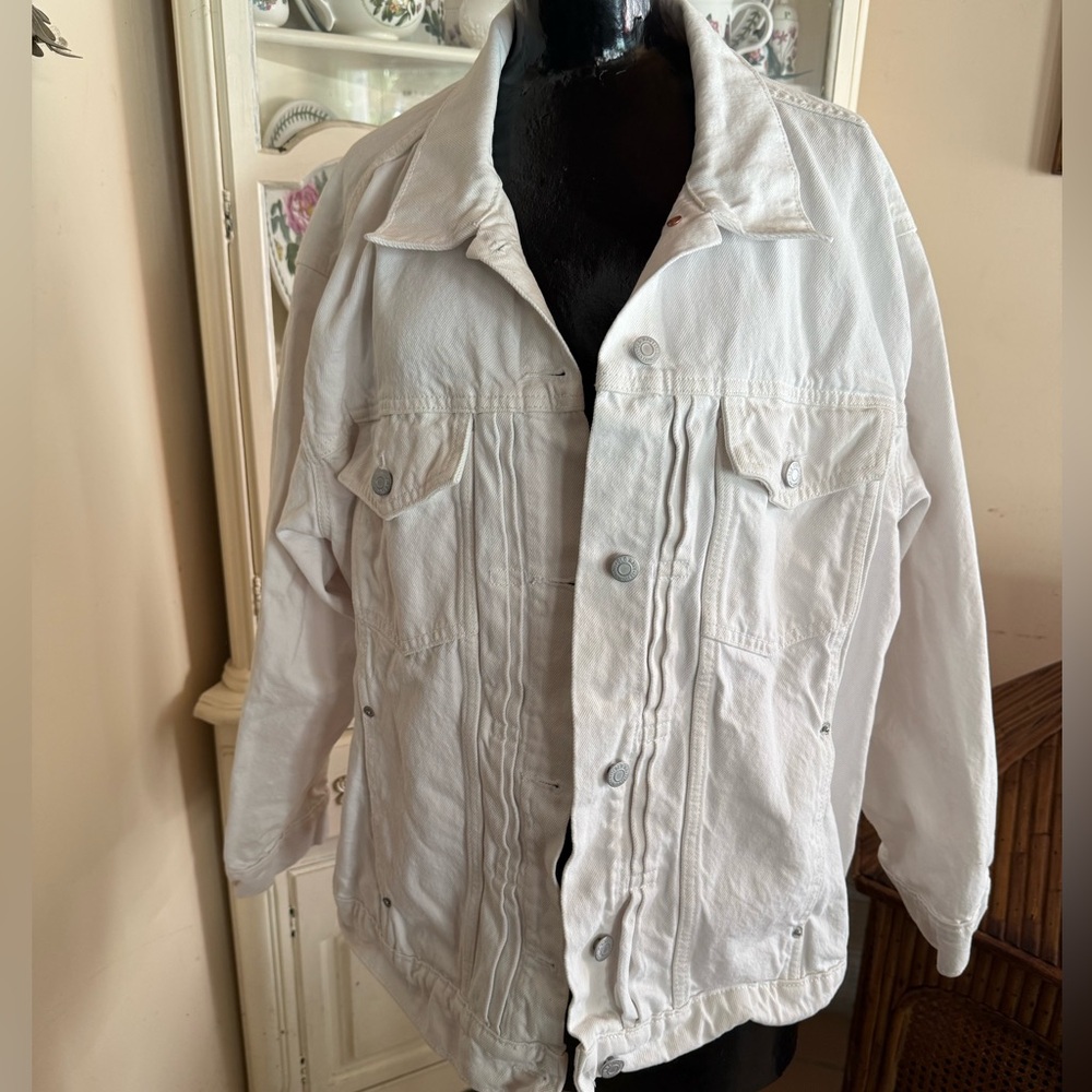 Old Navy White Jean Jacket Size 3X
